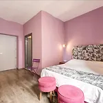 בית הארחה Residenza Belli 3*